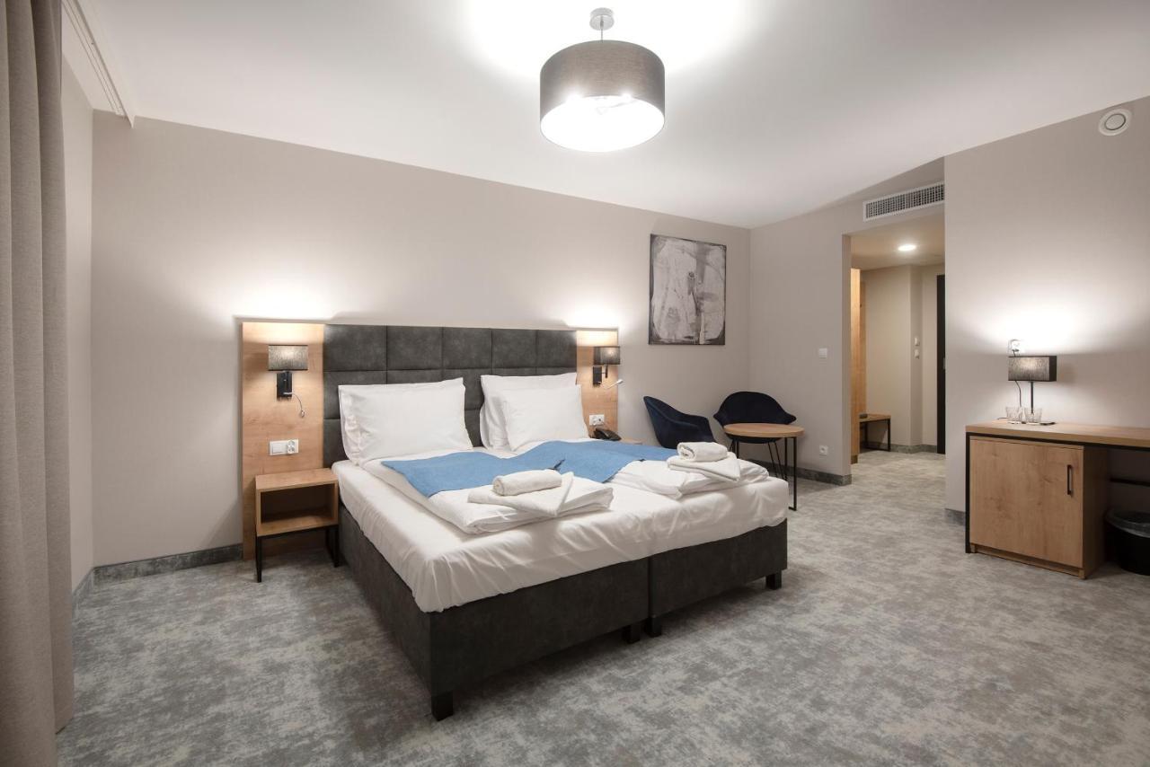 Hotel Jarzebata 비스와 외부 사진